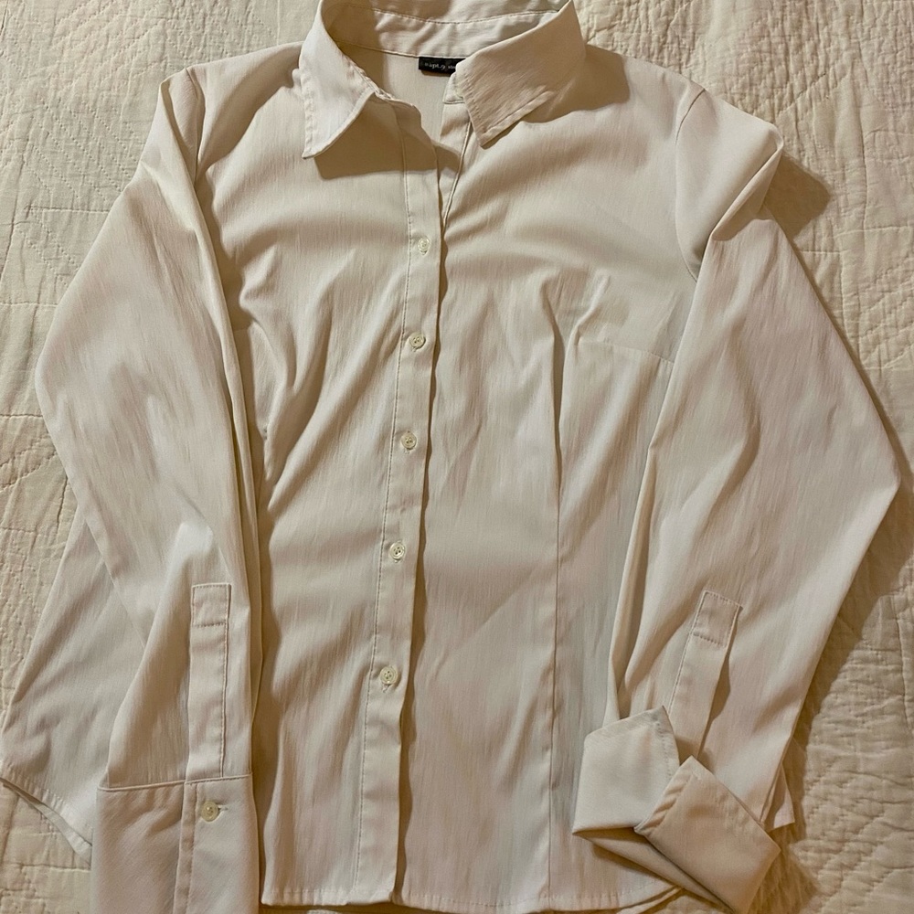 Super comfortable stretchy shirt